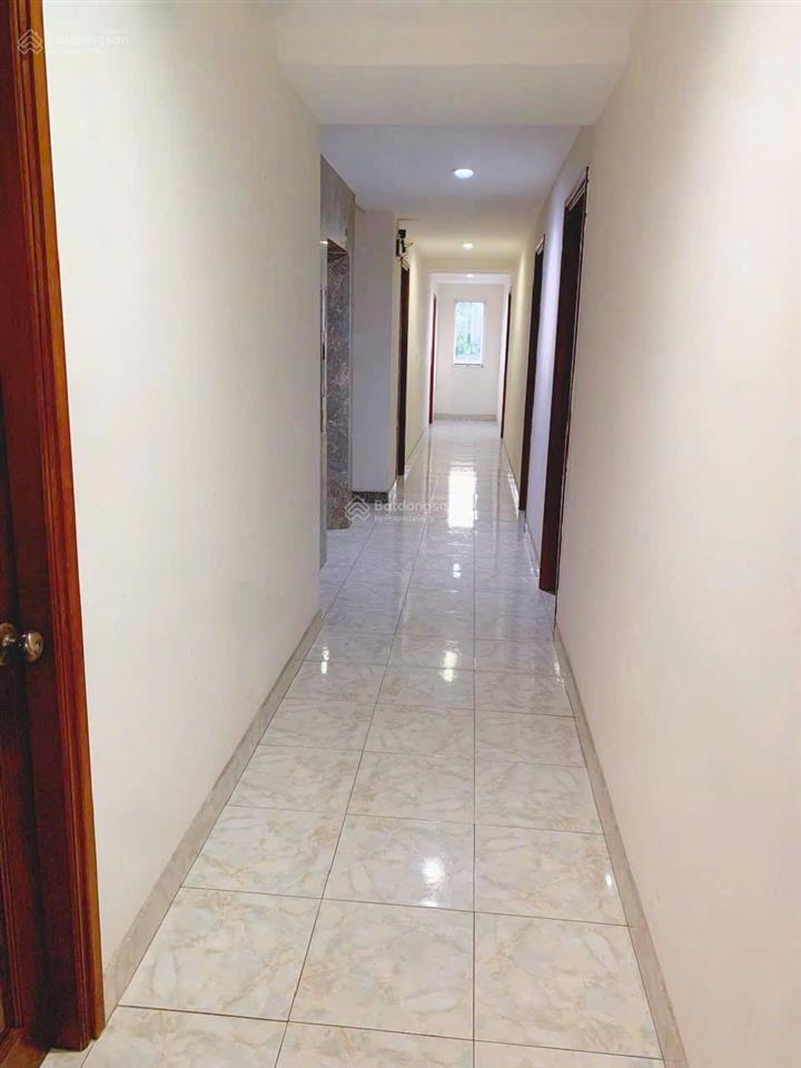 Bán khách sạn phường thới an quận 12 đang có nguồn thu 150 tr tháng 1000m2 sàn