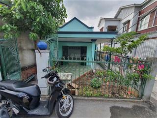 Chủ kẹt tiền bán gấp nhà cấp 4 góc hai mặt tiền gần sông hiệp bình phước, thủ đức cũ