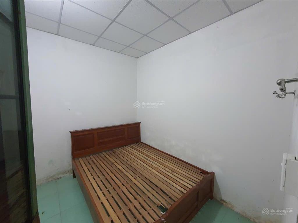 Chủ kẹt tiền bán gấp nhà cấp 4 góc hai mặt tiền gần sông hiệp bình phước, thủ đức cũ