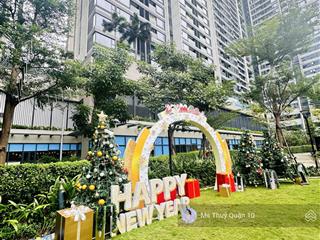 Bán căn hộ 2pn kingdom 101, view đẹp nhìn toàn cảnh q1 landmark và nội khu. giá 6 tỷ