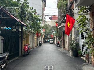 Phùng chí kiên  cầu giấy  siêu phẩm đất phân lô, ô tô đỗ cửa  giá bán 12.7 tỷ
