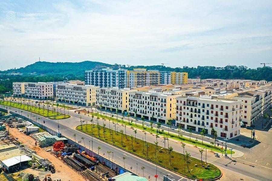 Bán shophouse  gần công viên, gần sunhome  sổ hồng lâu dài  gần biển  giá đầu 8  0919 755 ***