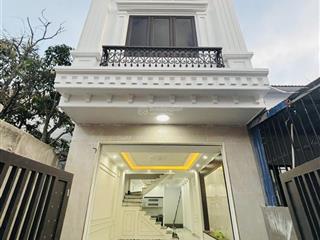 Bán nhà 72m2 x 3 tầng sân cổng ngõ 180 trường chinh, lãm hà chỉ 2,999 tỷ