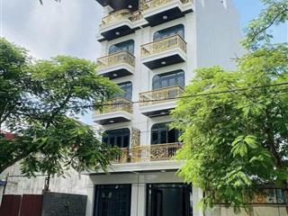 Bán nhà mặt đường nguyễn công hoà lê chân thang máy xịn 75m giá 1x tỷ full nội thất