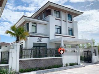 Gia đình cần bán căn biệt thự đồi flc 3,5 tầng 135m2 full nội thất mới đẹp tại cột 38 tp. hạ long