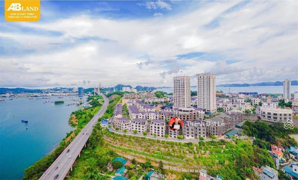 Do gia đình chuyển lên hà nội nên cần bán căn hộ beverly hills trên đồi đức dương bãi cháy, hạ long