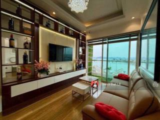 Do chuyển định cư không sử dụng nên cần bán căn hộ 2pn 68m2 view biển trung tâm bãi cháy, hạ long