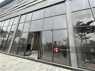 Chỉ còn duy nhất 1 căn shop khối đế chung cư icon40 vị trí siêu đẹp