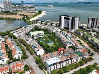 Do chuyển sinh sống, cần bán nhà phố 3,5 tầng 100m2 ven biển trung tâm du lịch bãi cháy, hạ long.