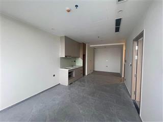 Do chuyển định cư, cần bán gấp căn hộ 1Pn + 1 63m2 View Biển trung tâm du lịch Bãi Cháy, Hạ Long.