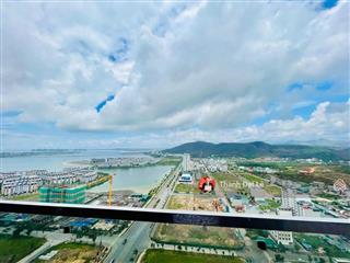 Chính chủ bán sang ngang giá hđ căn hộ studios 33m2 view biển trung tâm du lịch bãi cháy, hạ long.