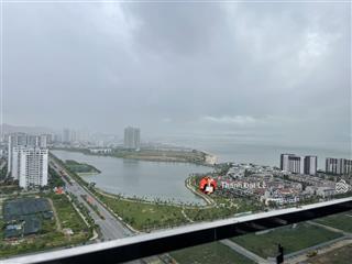 Do chuyển định cư, bán căn hộ studios 34m2 view biển trung tâm du lịch bãi cháy, hạ long