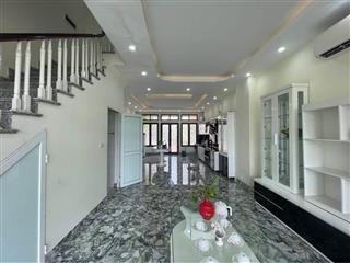 Chính chủ bán căn Liền Kề 3,5 tầng 78m2 Sổ đỏ. Mặt Hồ ven Biển trung tâm du lịch Bãi Cháy, Hạ Long.