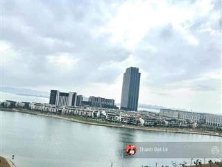 Chính chủ bán căn hộ 2pn 68m view biển mặt đường trung tâm du lịch bãi cháy, hạ long.