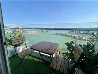 Do chuyển định cư không sử dụng nên cần bán căn hộ 2pn 68m2 view biển trung tâm bãi cháy, hạ long.