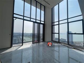 Bán căn sky villas 3 tầng 460m2 view biển hạ long  biệt thự trên không. bể bơi + sân vườn riêng.