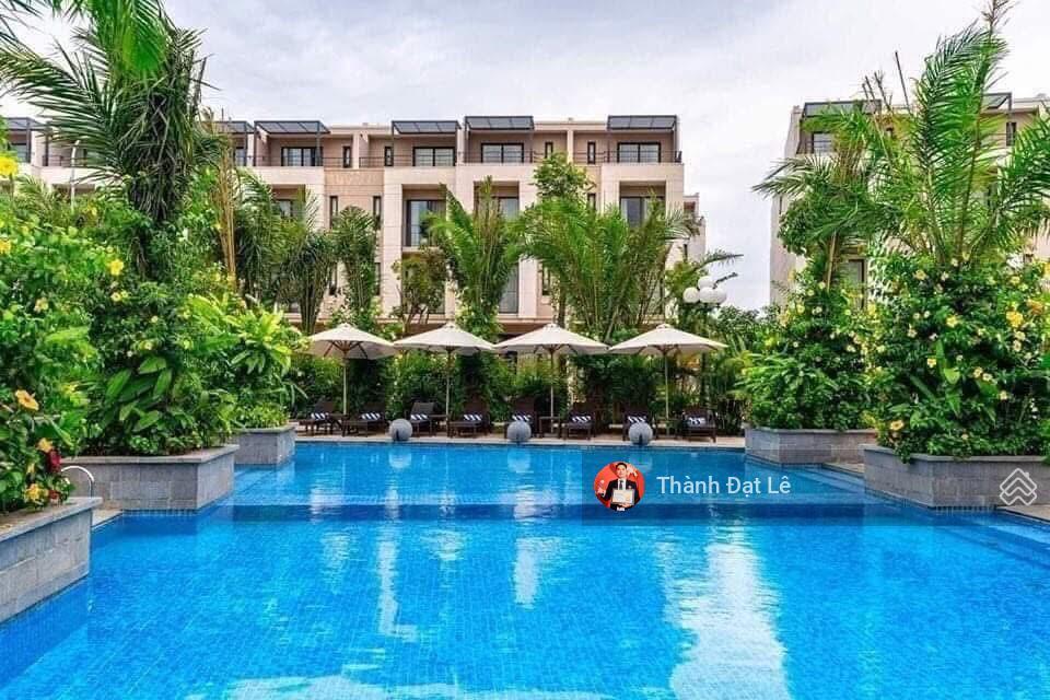 Chính chủ bán căn liền kề 3,5 tầng 103m2 ven biển tại trung tâm du lịch bãi cháy, hạ long