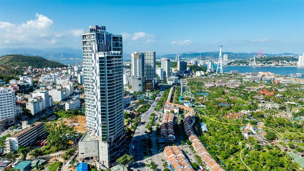 Do chuyển định cư, cần bán cắt lỗ căn studios 41m2 view biển mặt đường trung tâm du lịch bãi cháy