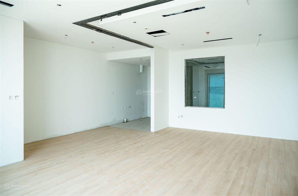 Do chuyển định cư, cần bán cắt lỗ căn studios 41m2 view biển mặt đường trung tâm du lịch bãi cháy