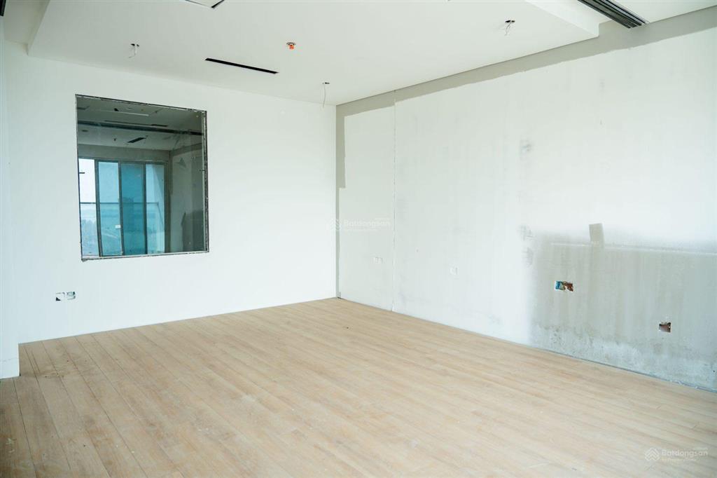 Do chuyển định cư, cần bán cắt lỗ căn studios 41m2 view biển mặt đường trung tâm du lịch bãi cháy