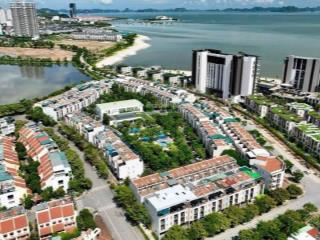 Bán căn liền kề 3,5 tầng 103m2 ven biển gần cạnh bãi tắm tại trung tâm du lịch bãi cháy, hạ long