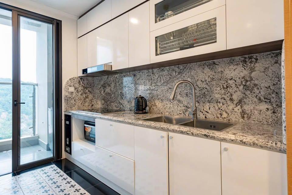 Chính chủ bán căn hộ 3pn 128m2 view biển căn góc tại đồi đức dương, beverly hills bãi cháy, hạ long