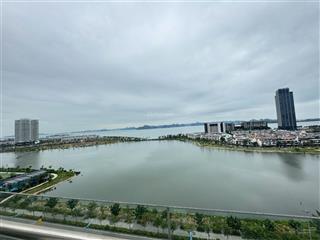 Chính chủ bán căn hộ 2pn 80m2 view chính biển trung tâm du lịch bãi cháy, hạ long.