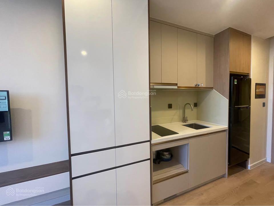 Chính chủ bán cặp 2 căn hộ studios 30m2 tại chung cư icon40 trung tâm du lịch bãi cháy, hạ long