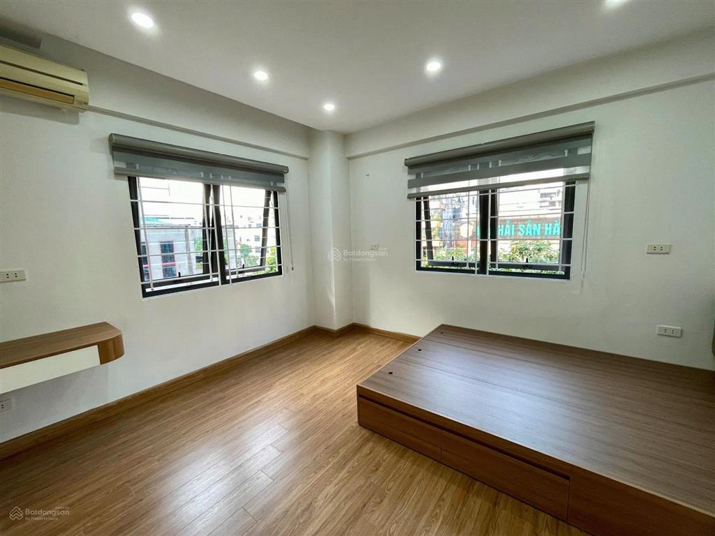 Bán chung cư b1 hàm nghi, 78m vị trí siêu đẹp, lô góc ,3 ngủ full nội thất xịn xò , khu vực đáng ơ