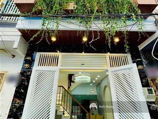 Nhà 1 lầu 1 lửng ngay đh công thương, quận tân phú gần aeon mall. giá 1,4 tỷ