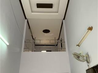 Bán nhà hẻm xe hơi dương quãng hàm chỉ 68tr/m2