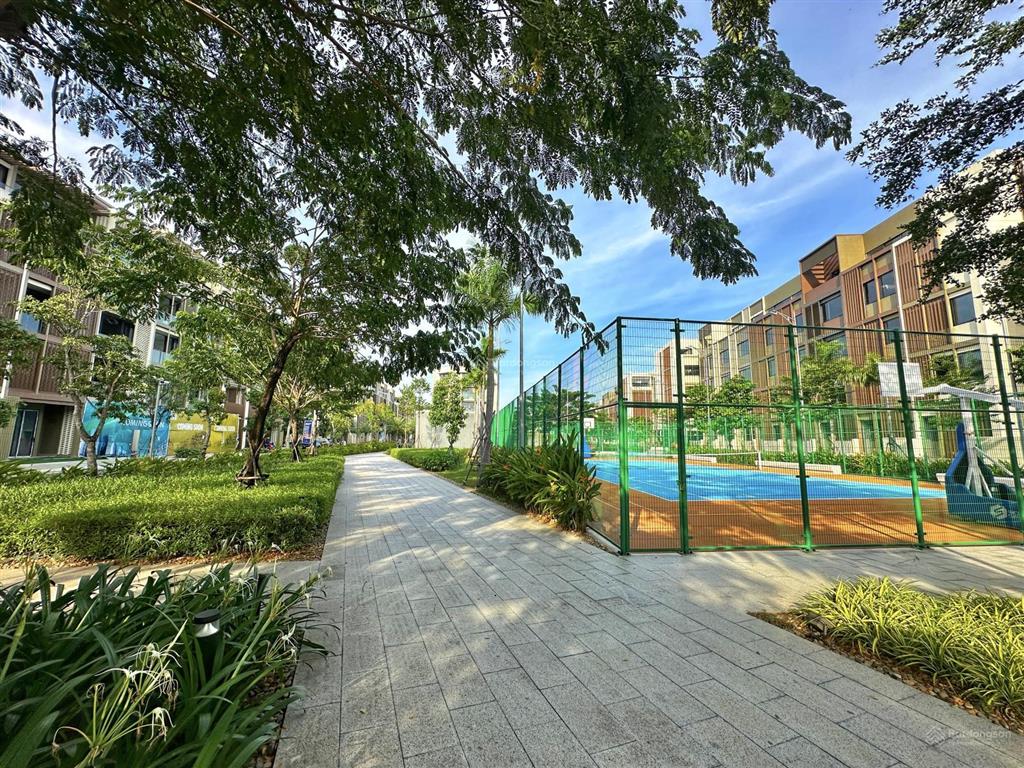 Bán căn góc nhà phố soho the global city, 5 tầng 6pn 6wc, gần wiyo comlex, sổ hồng lâu dài