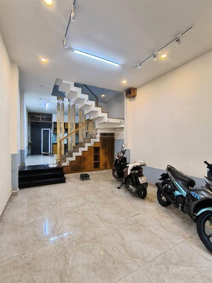 Nhà mới hxh, ôtô vào nhà, gần mtiền ng xí, phạm v đồng, gần đh văn lang * 50m2 *2tầng * hơn 7 tỷ