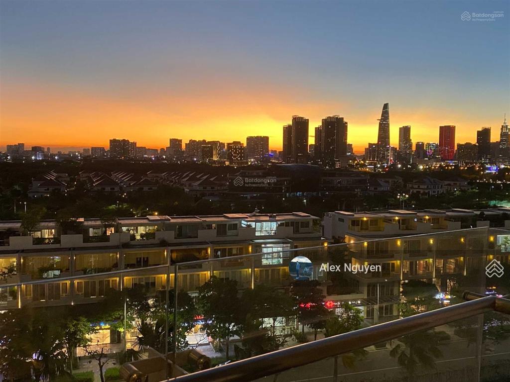 Cho thuê căn hộ cao cấp sarimi  2 pn. đầy đủ nội thất, view quận 1 bitexco. 33tr/1th
