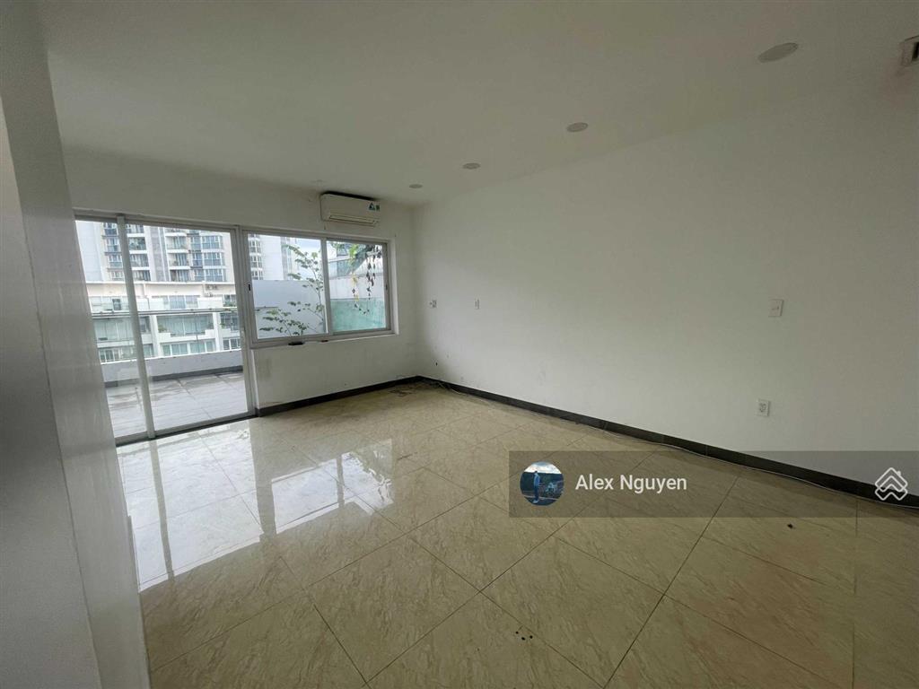 Cho thuê mặt bằng mặt tiền đường nguyễn cơ thạch  khu đô thị sala. dt sàn 600m2. 170 tr/tháng