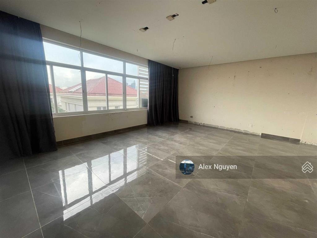 Cho thuê mặt bằng mặt tiền đường nguyễn cơ thạch  khu đô thị sala. dt sàn 600m2. 170 tr/tháng