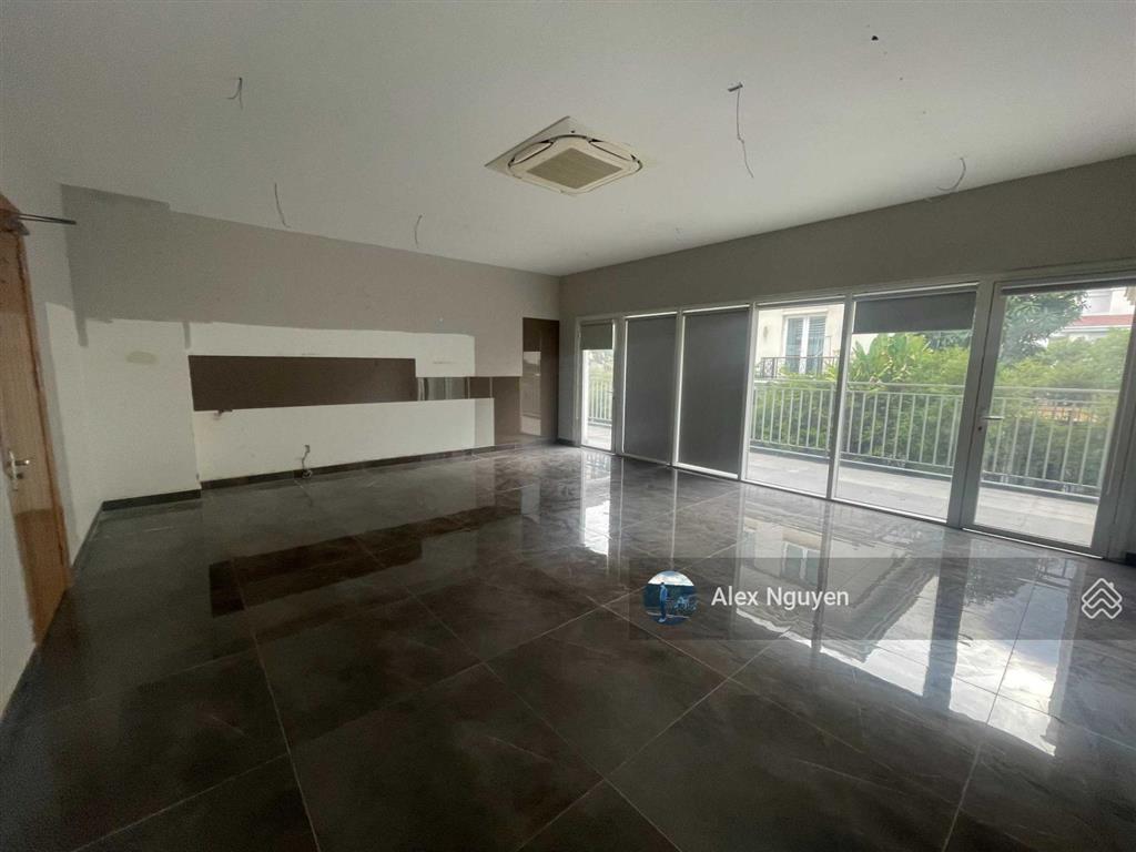 Cho thuê mặt bằng mặt tiền đường nguyễn cơ thạch  khu đô thị sala. dt sàn 600m2. 170 tr/tháng