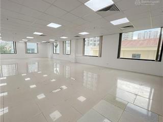 Cho thuê văn phòng tòa 18t2 lê văn lương, trung hòa cầu giấy, diện tích 150m, giá 65tr/tháng