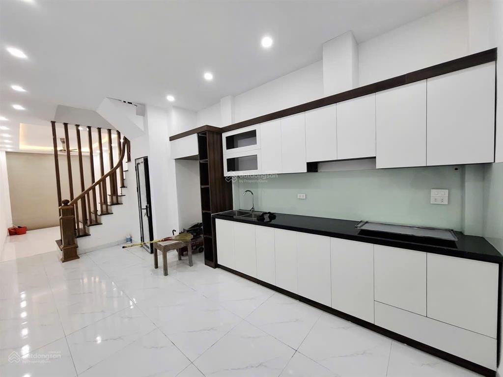 Quá rẻ  chỉ từ 10 tỷ có ngay nhà mặt phố học viện tài chính 44m2  4 tầng  kinh doanh đắc địa.
