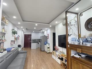 Nhỉnh 4,5 tỷ căn hộ 3 phòng ngủ chung cư gemek 2, full nội thất về ở ngay