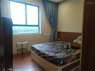 Cho thuê căn hộ chung cư tòa 17t4 hoàng đạo thúy 153m2, 3 ngủ, 3 wc full đồ 18tr  0915 351 ***