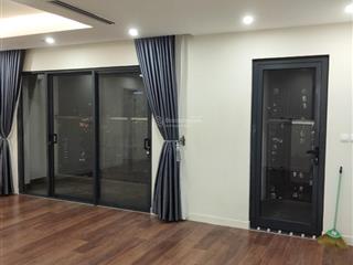 Xem nhà 247  cho thuê chung cư cao cấp golden land 100m2, 2 ngủ, 2 wc full 15tr/th