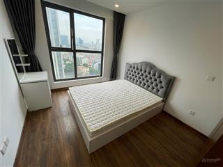 Gấp  cho thuê chung cư a10 nam trung yên 105m2, 3 phòng ngủ, full đồ 18 tr/th