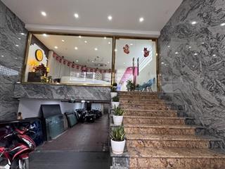Building 8 tầng thang máy mặt phố nguyễn chính, 180m8 tầng, mt6.5 m giá chỉ 69.5 tỷ