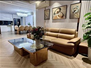Cắt lỗ căn góc 100m2 3 ngủ flc quang trung, hà đông
