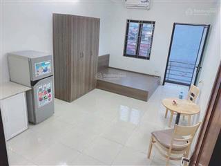 Cho thuê phòng ccmn 1pn, 1vs, 25m2 giá siêu hời 3,8tr tại mặt phố 37 mễ trì thượng, nam từ liêm, hn