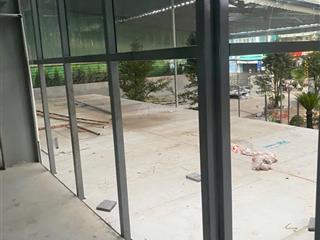 Cho thue 500m + 1000m mặt tiền nguyễn văn khối công viên làng hoa . gò vấp .