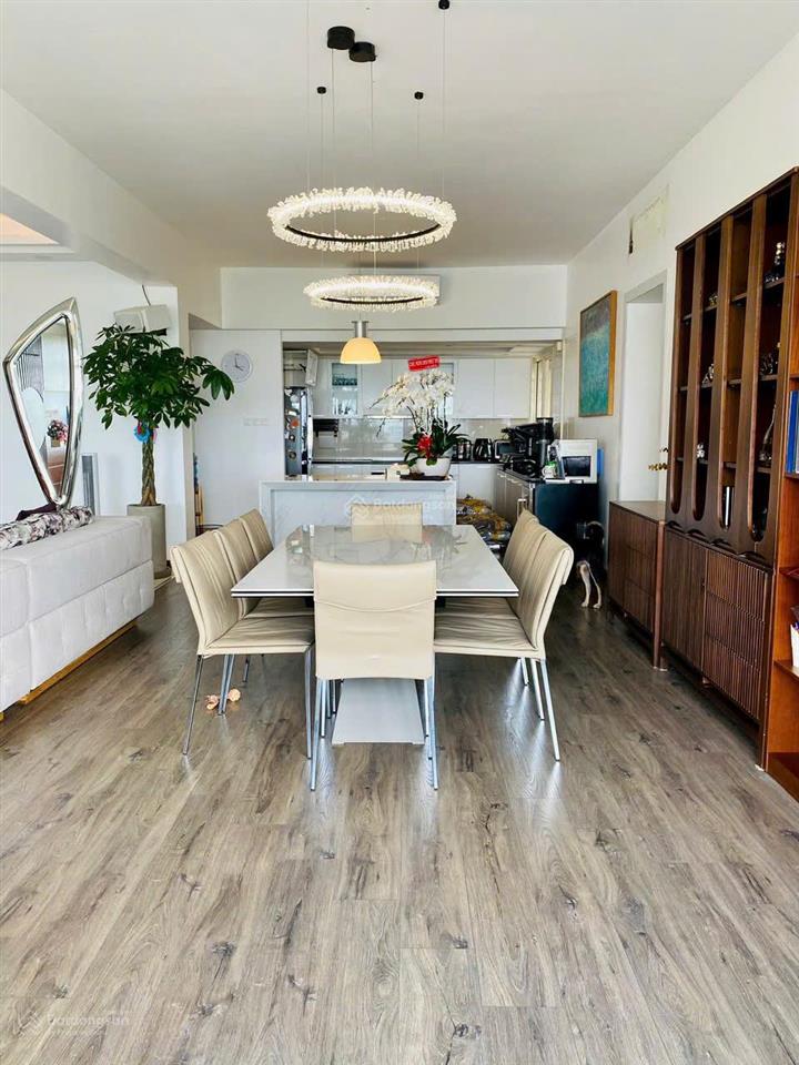 Bán căn 4pn  penthouse  căn ghép vip