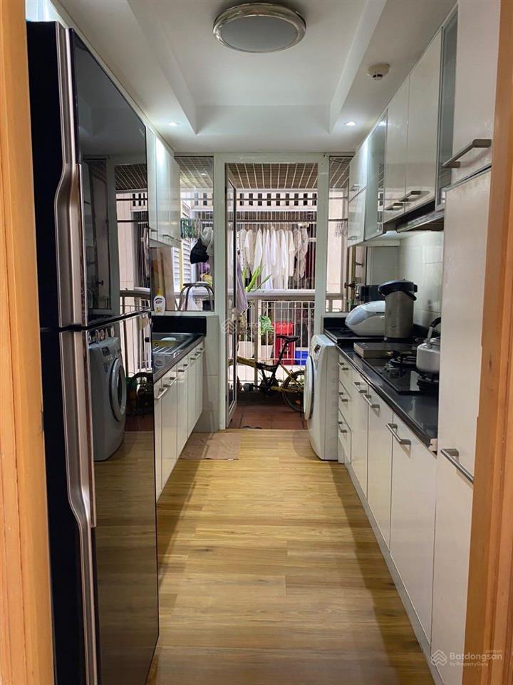 Bán nhanh căn hộ 2 phòng ngủ 90m2 full nội thất giá tốt