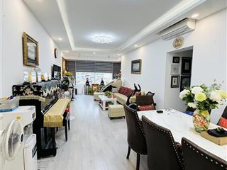 Bán căn hộ 3pn + 1 phòng kho  135m2 full nội thất đẹp